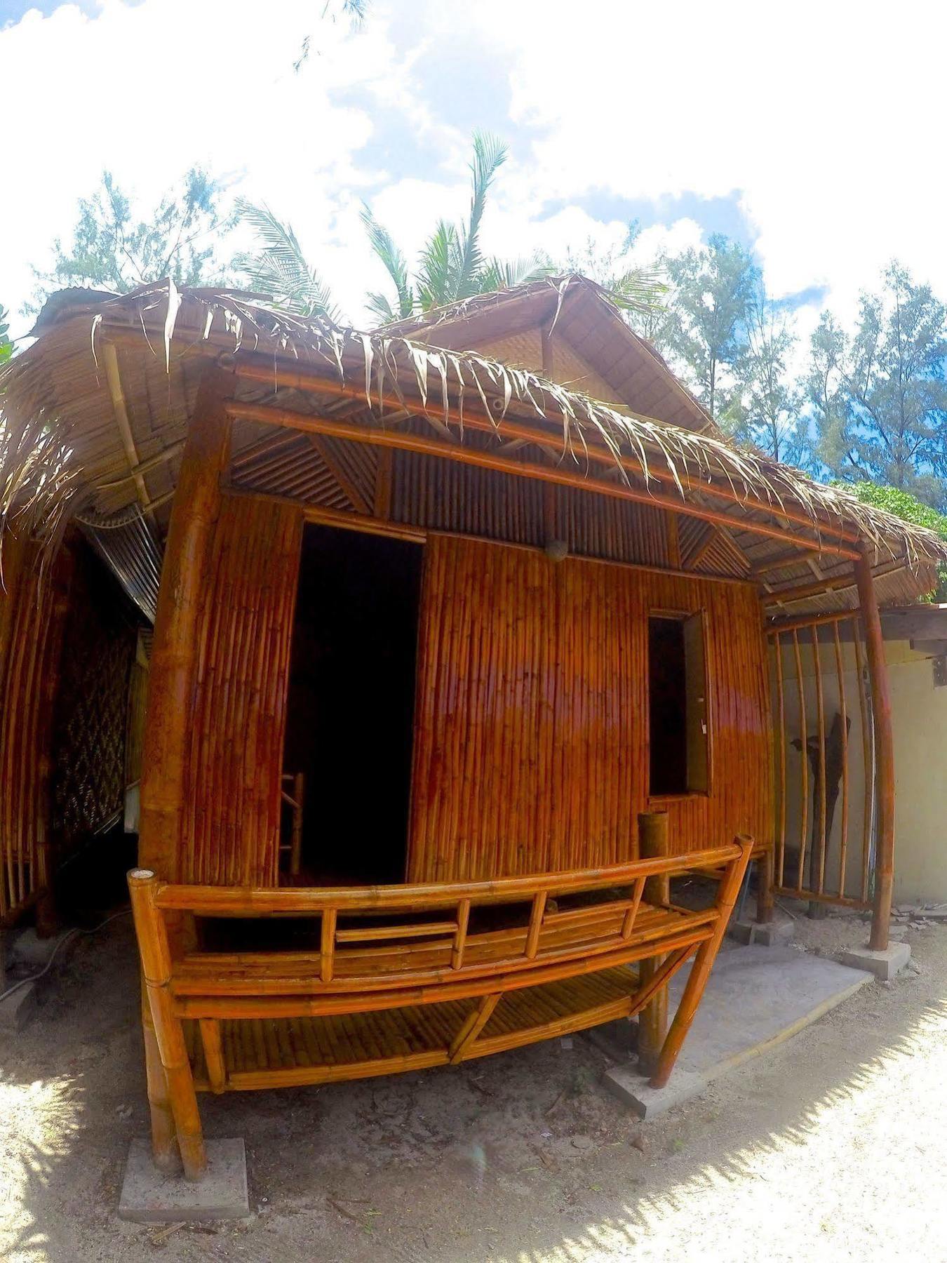 Lodge Adang Sea Divers & Eco